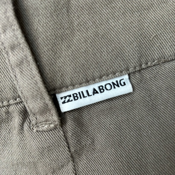 BILLABONG size 27 Safari short in beige - Picture 6 of 8